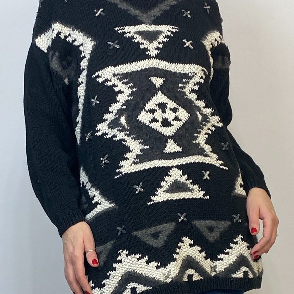 Vintage 90s Hand Knit WESTERN Tunic Sweater! Medium - Picture 4 of 5